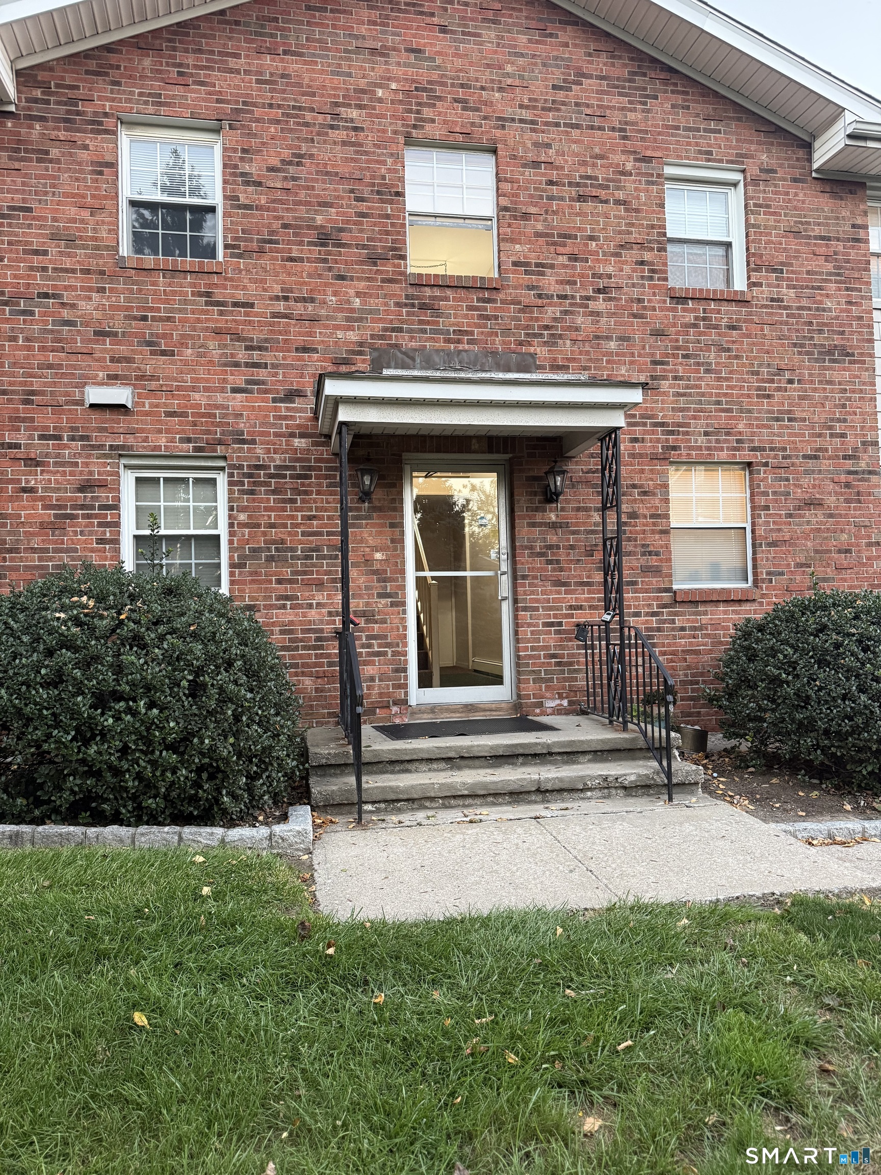 1000 Knapps Highway Fairfield CT 06825