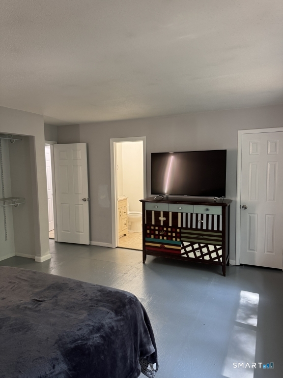54 Currier Place Cheshire CT 06410