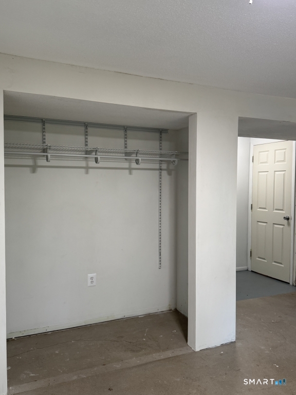 54 Currier Place Cheshire CT 06410