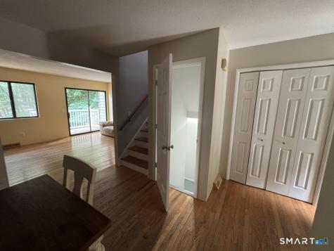 54 Currier Place Cheshire CT 06410