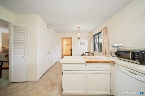 774 Heritage Village Southbury CT 06488