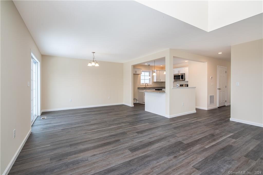 68 Belvedere (broadmoor) Drive Tolland CT 06084