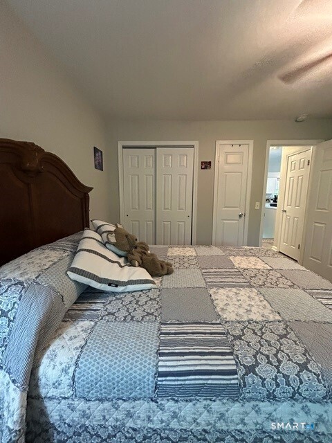 470 Swanson Crescent Milford CT 06461