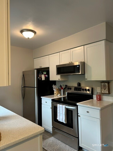 470 Swanson Crescent Milford CT 06461