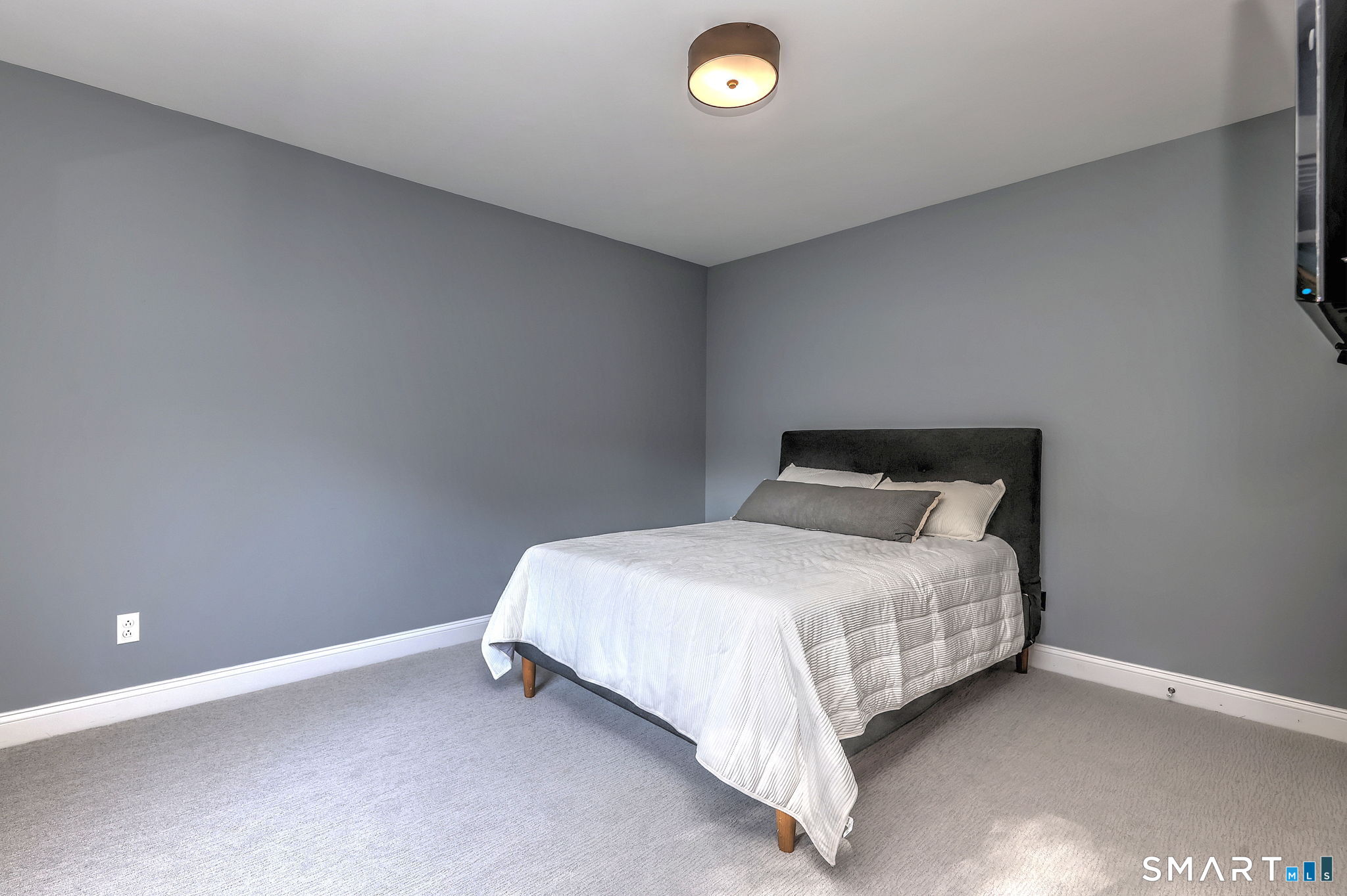 237 Agawam Drive Stratford CT 06614