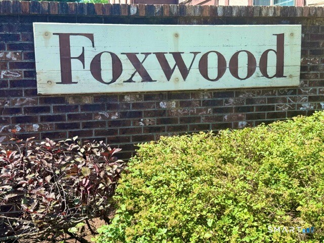 112 Foxwood Close Milford CT 06460