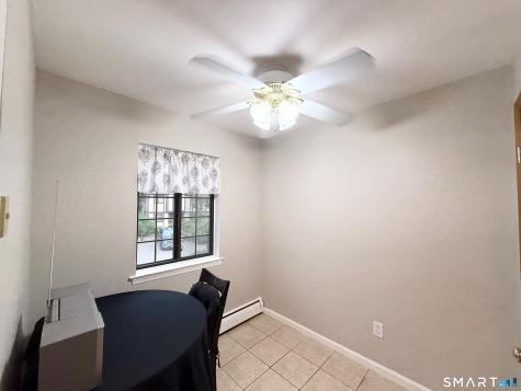 112 Foxwood Close Milford CT 06460