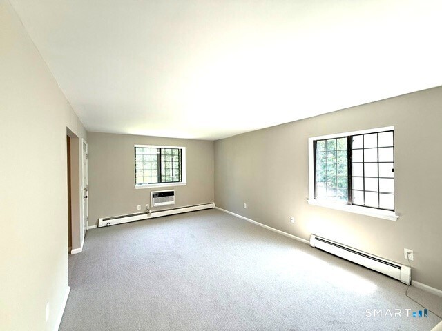 112 Foxwood Close Milford CT 06460