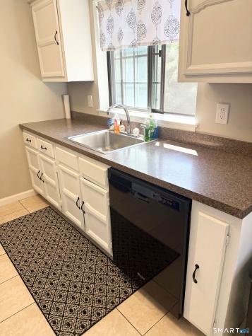 112 Foxwood Close Milford CT 06460