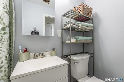 11 Cedar Court East Haven CT 06512