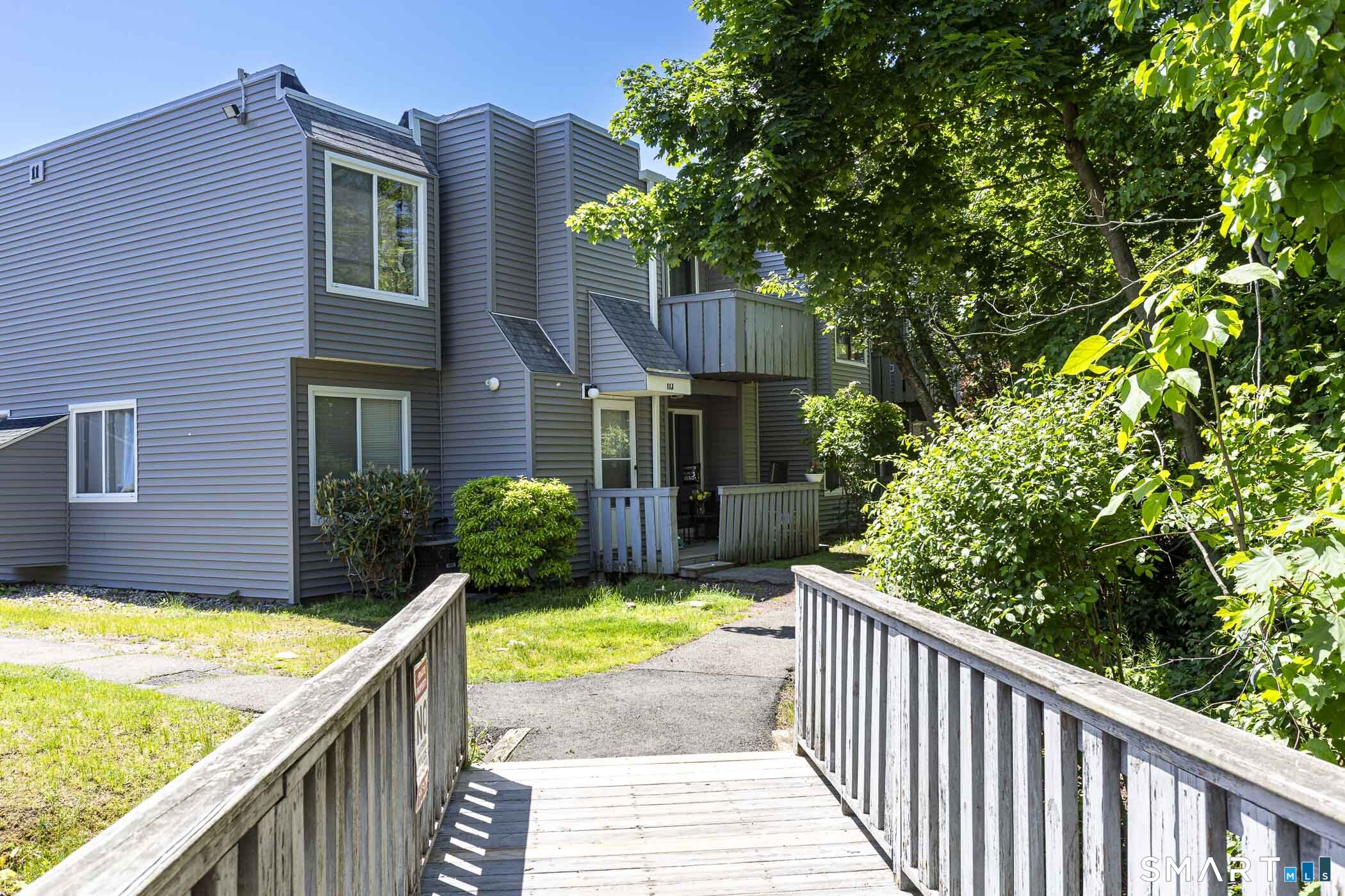 11 Cedar Court East Haven CT 06512