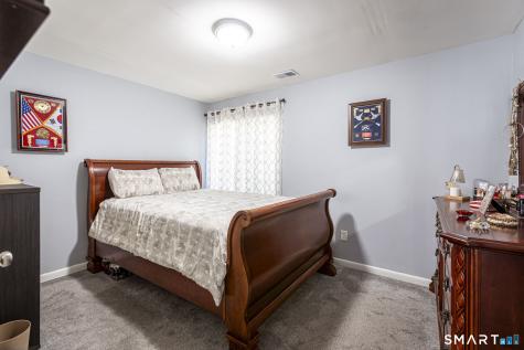 11 Cedar Court East Haven CT 06512