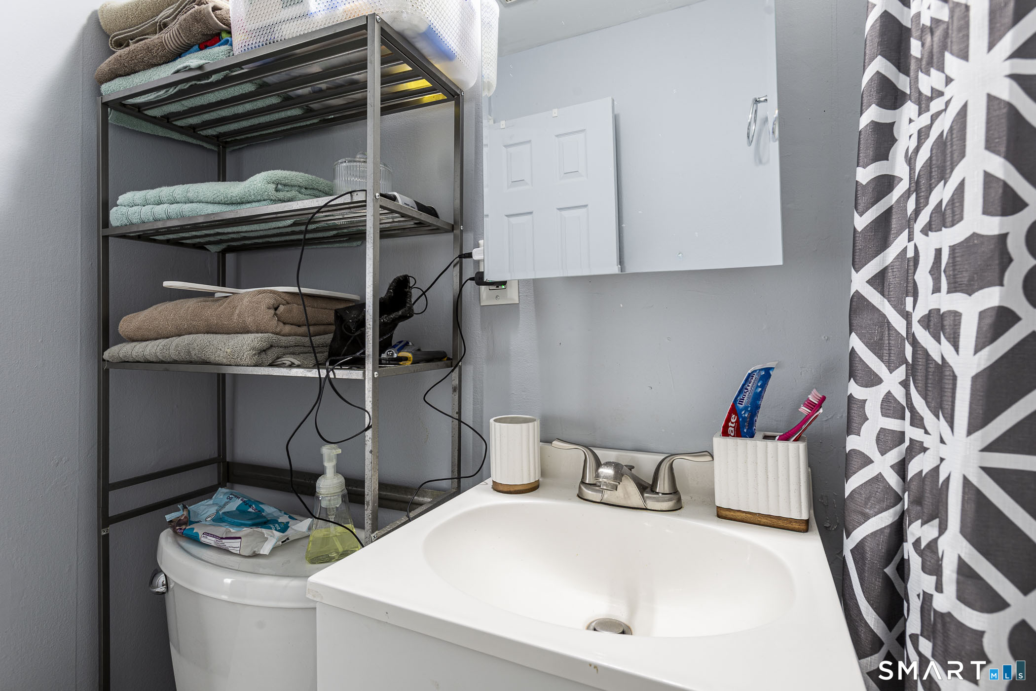 11 Cedar Court East Haven CT 06512