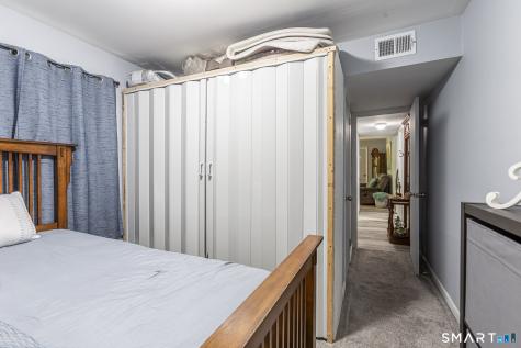 11 Cedar Court East Haven CT 06512