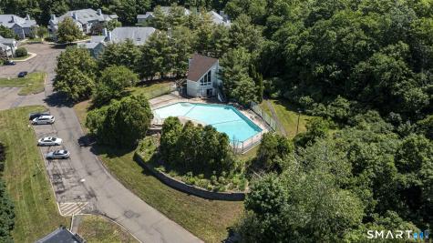 11 Cedar Court East Haven CT 06512