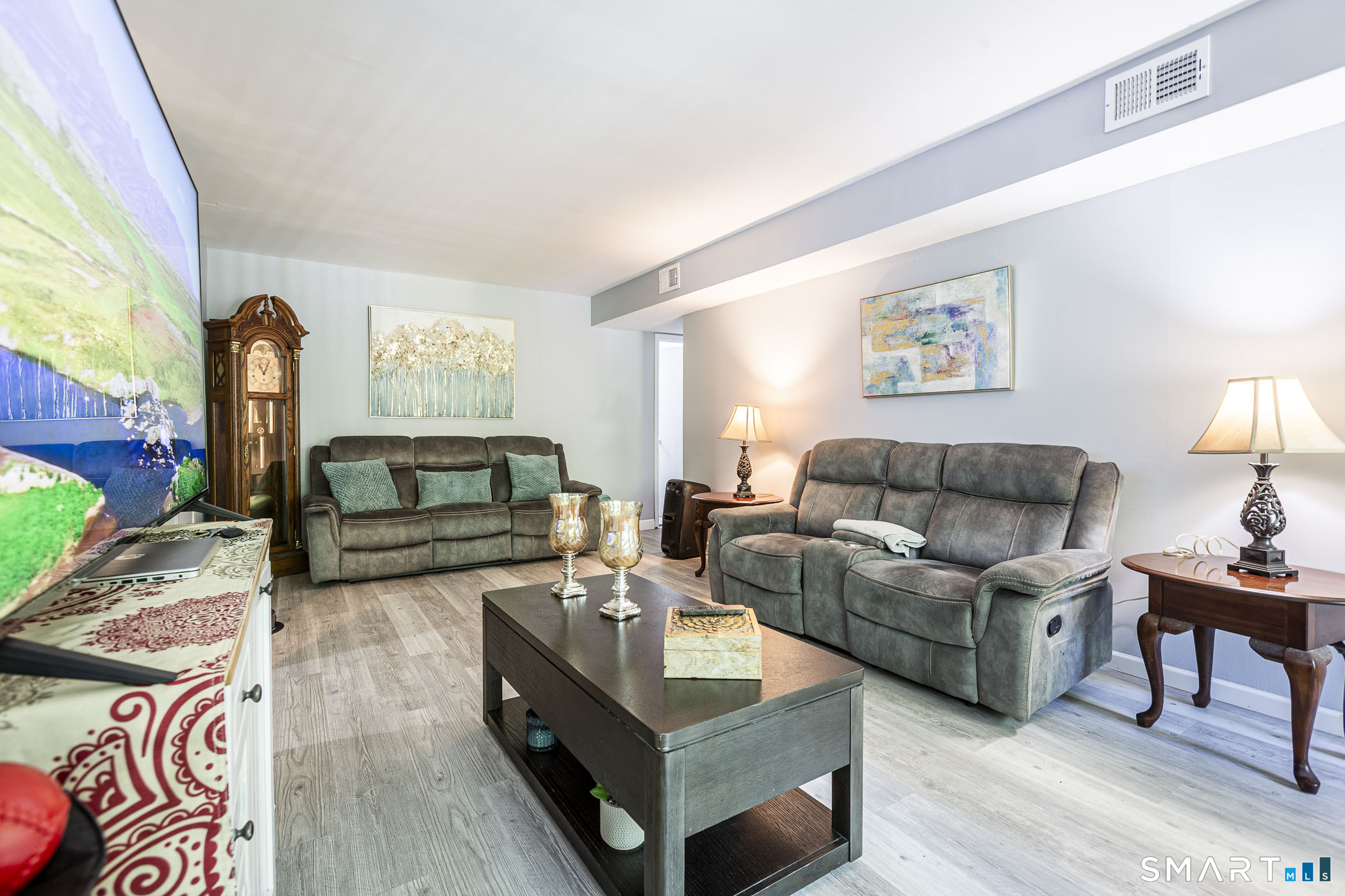 11 Cedar Court East Haven CT 06512