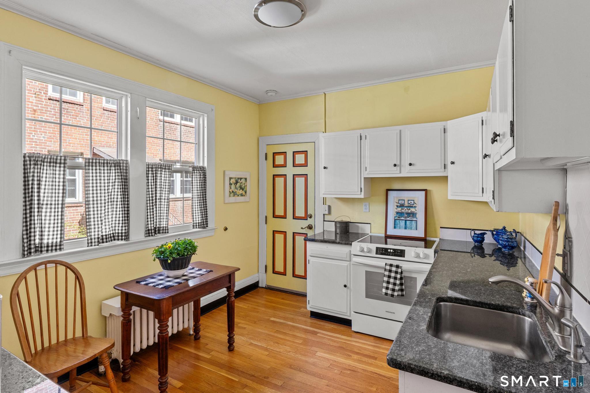 21 Robin Road West Hartford CT 06119