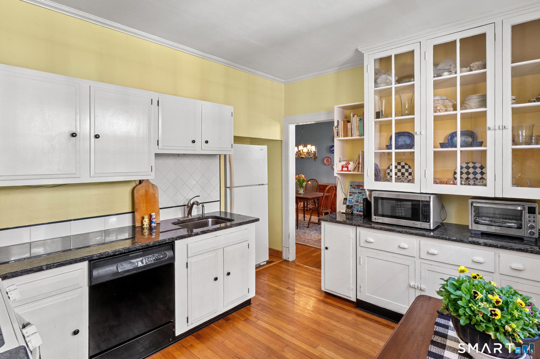 21 Robin Road West Hartford CT 06119