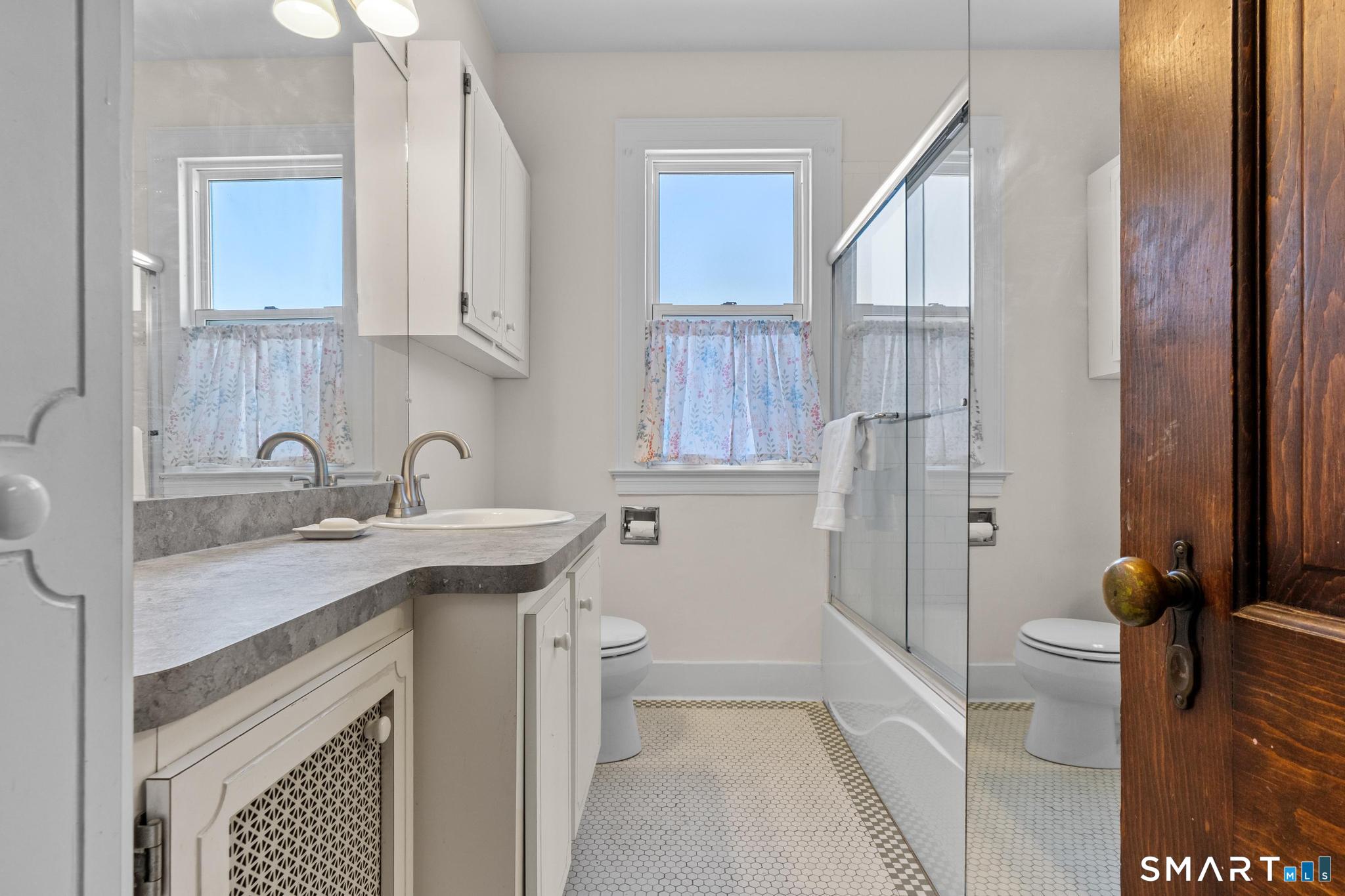 21 Robin Road West Hartford CT 06119