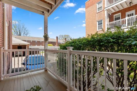 21 Robin Road West Hartford CT 06119