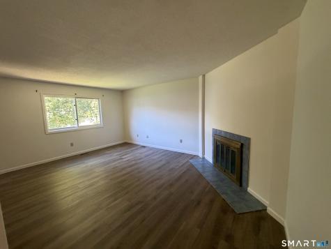 27 Crows Nest Lane Danbury CT 06811