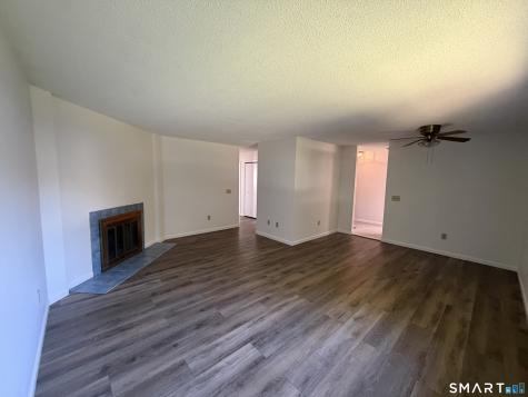 27 Crows Nest Lane Danbury CT 06811