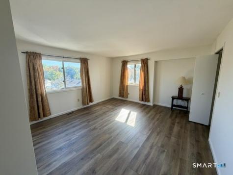 27 Crows Nest Lane Danbury CT 06811