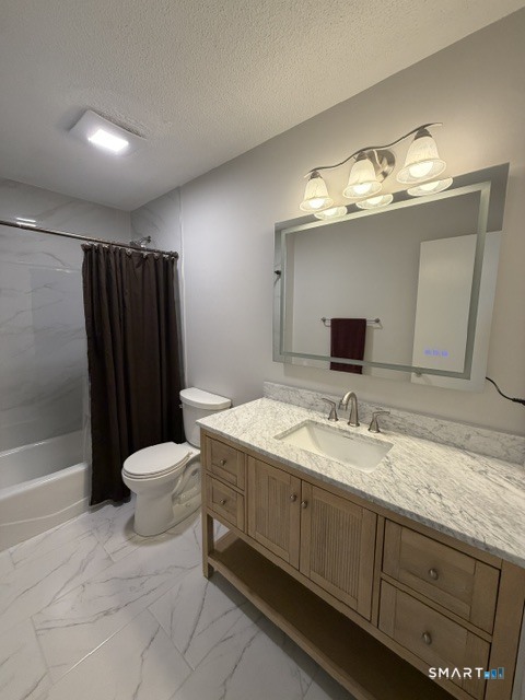 27 Crows Nest Lane Danbury CT 06811