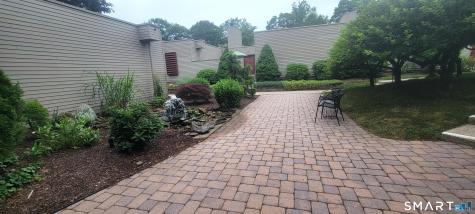 37 Charlton Hill Road Hamden CT 06518