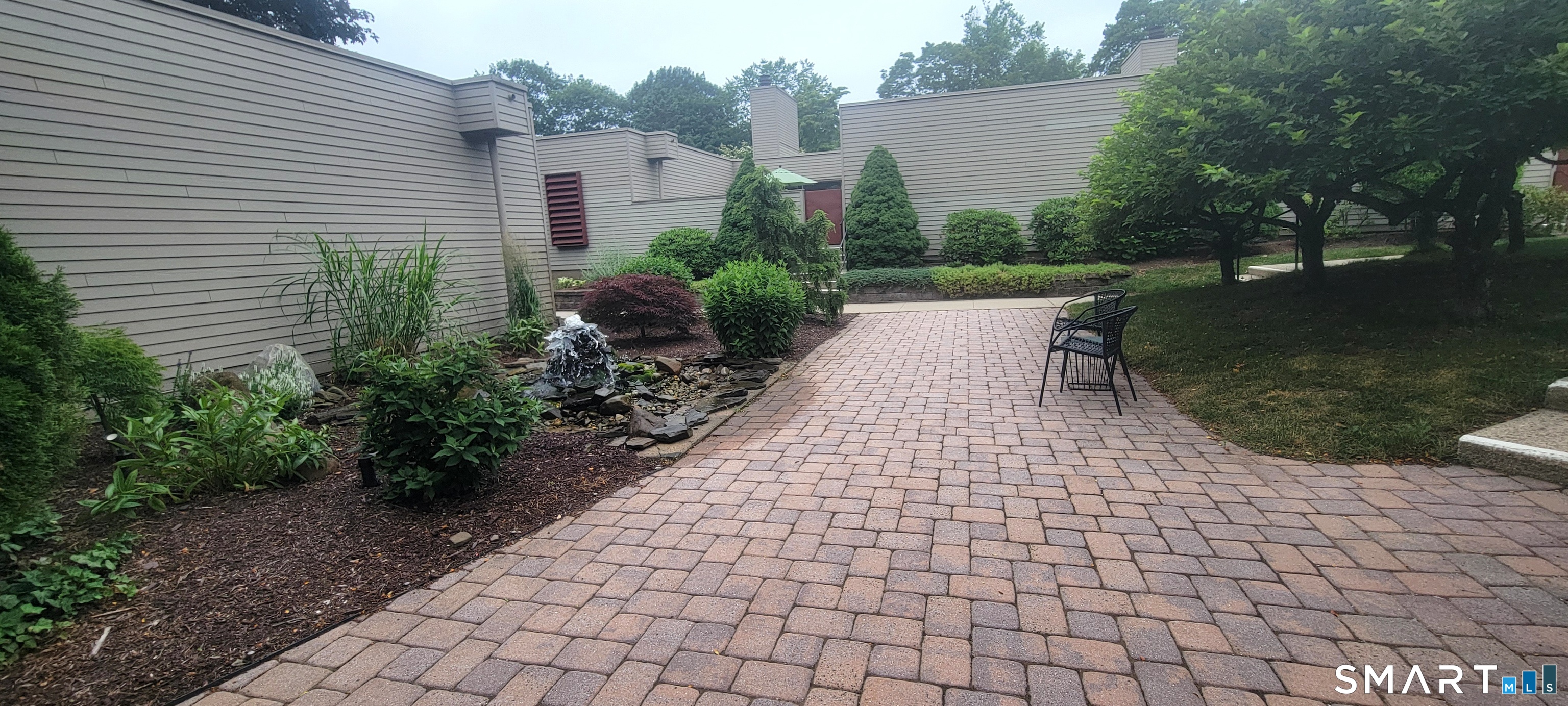 37 Charlton Hill Road Hamden CT 06518