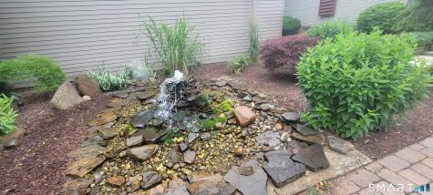 37 Charlton Hill Road Hamden CT 06518