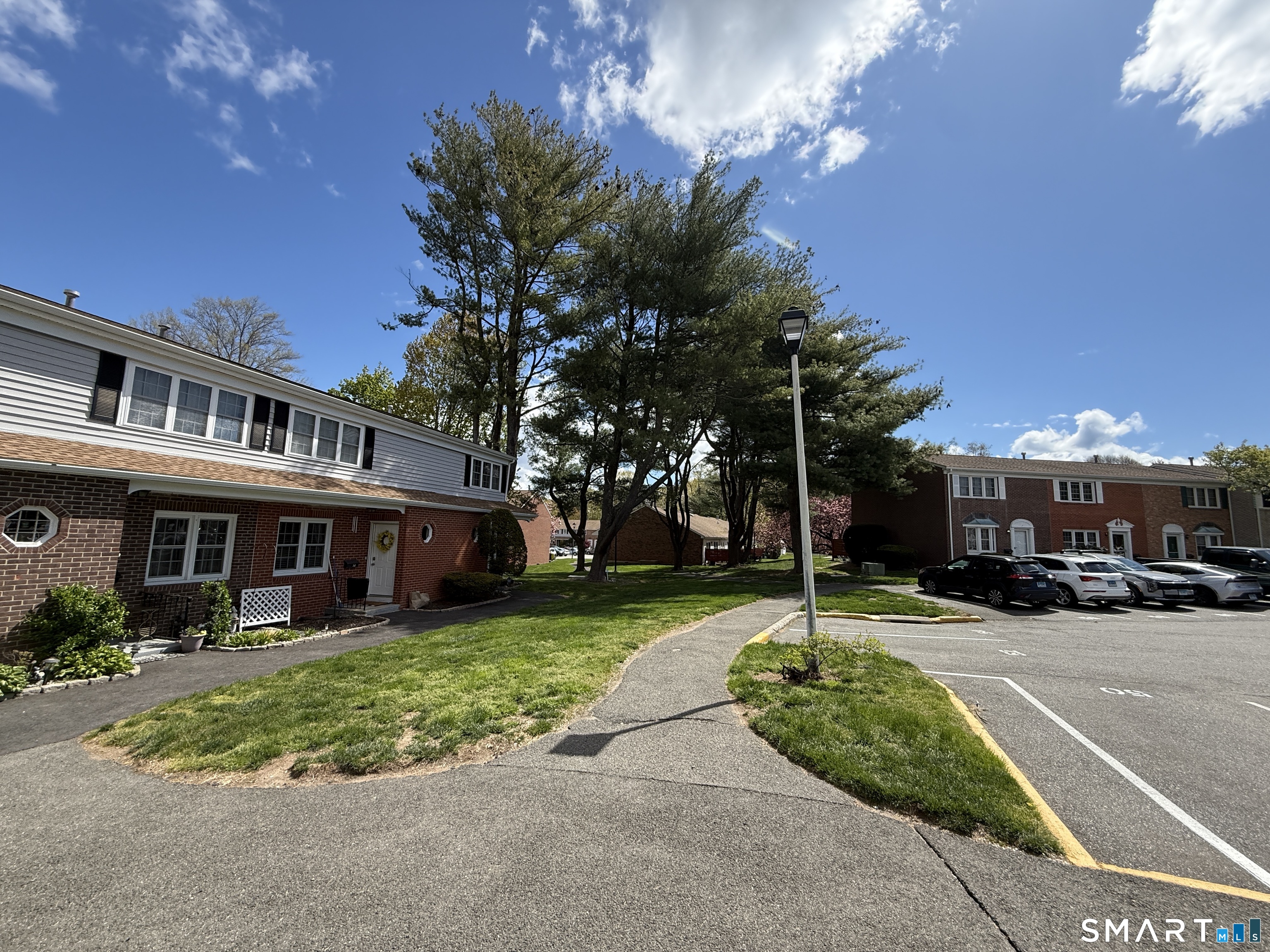46 Salem Walk Milford CT 06460