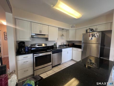 93 Kent Court Meriden CT 06450