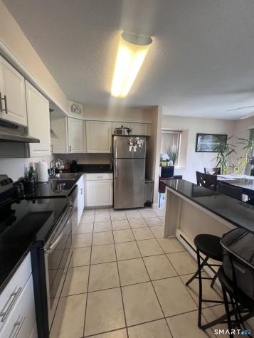 93 Kent Court Meriden CT 06450
