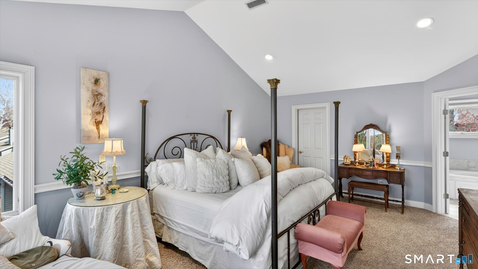 4 Thistle Hollow Avon CT 06001