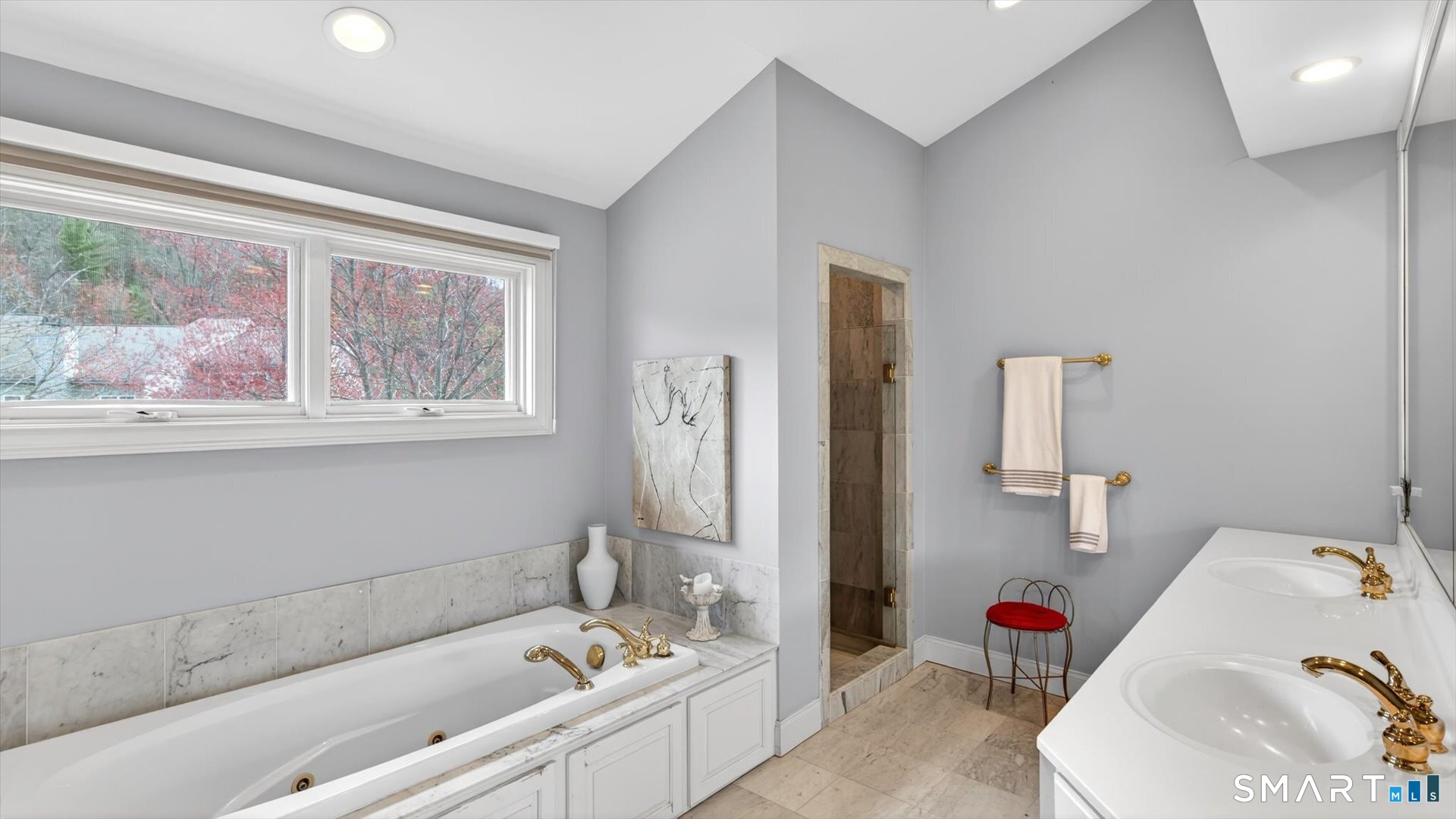 4 Thistle Hollow Avon CT 06001