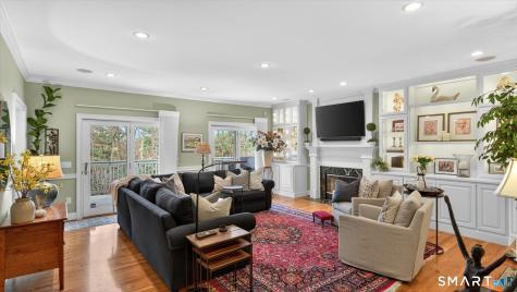 4 Thistle Hollow Avon CT 06001