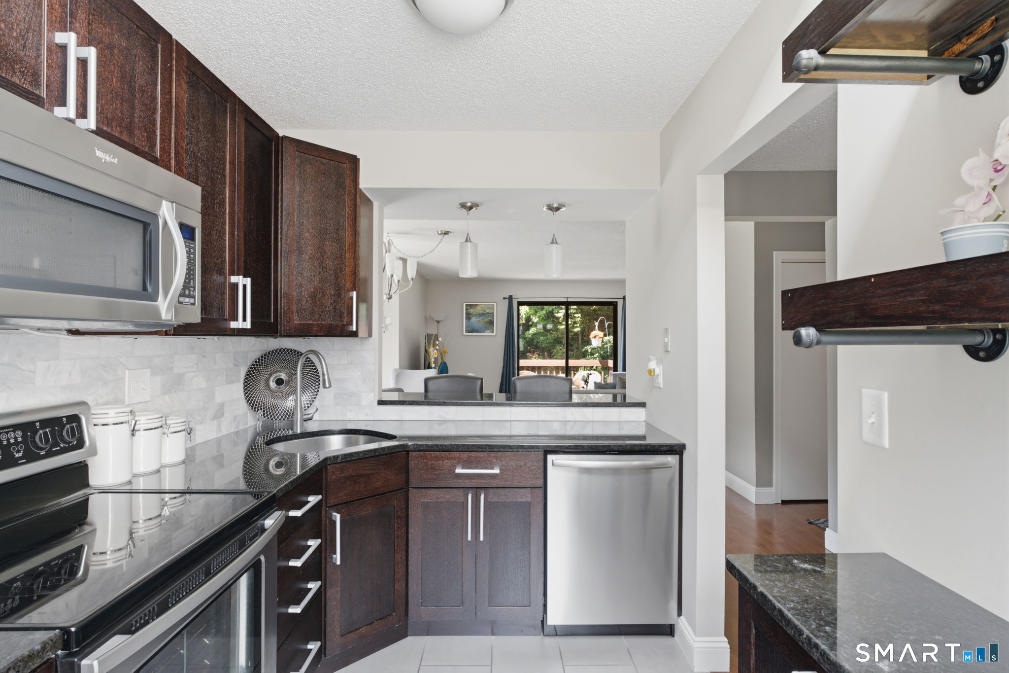 20 Evergreen Trail Farmington CT 06032