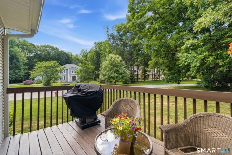 20 Evergreen Trail Farmington CT 06032