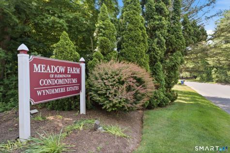20 Evergreen Trail Farmington CT 06032