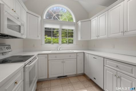 20 Carrie Circle Fairfield CT 06825
