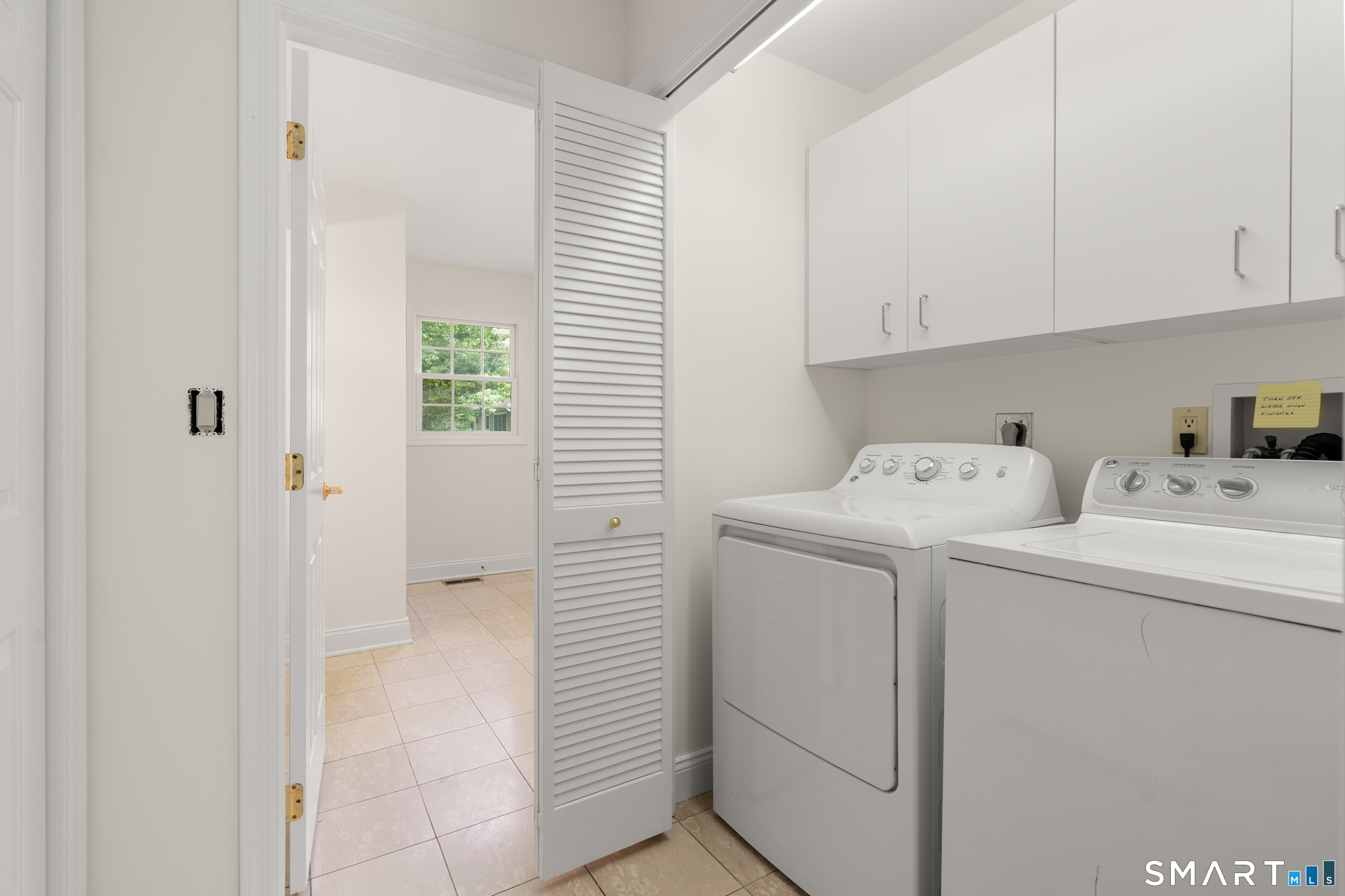 20 Carrie Circle Fairfield CT 06825