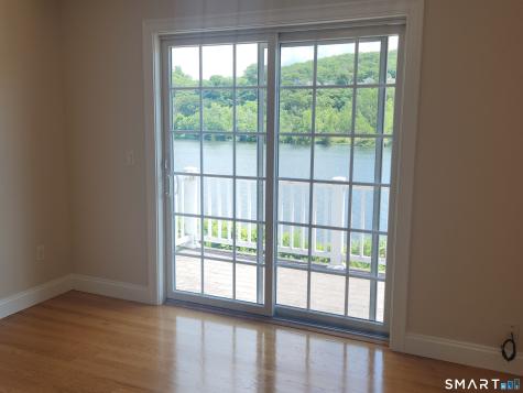 190 South Thames Street Norwich CT 06360