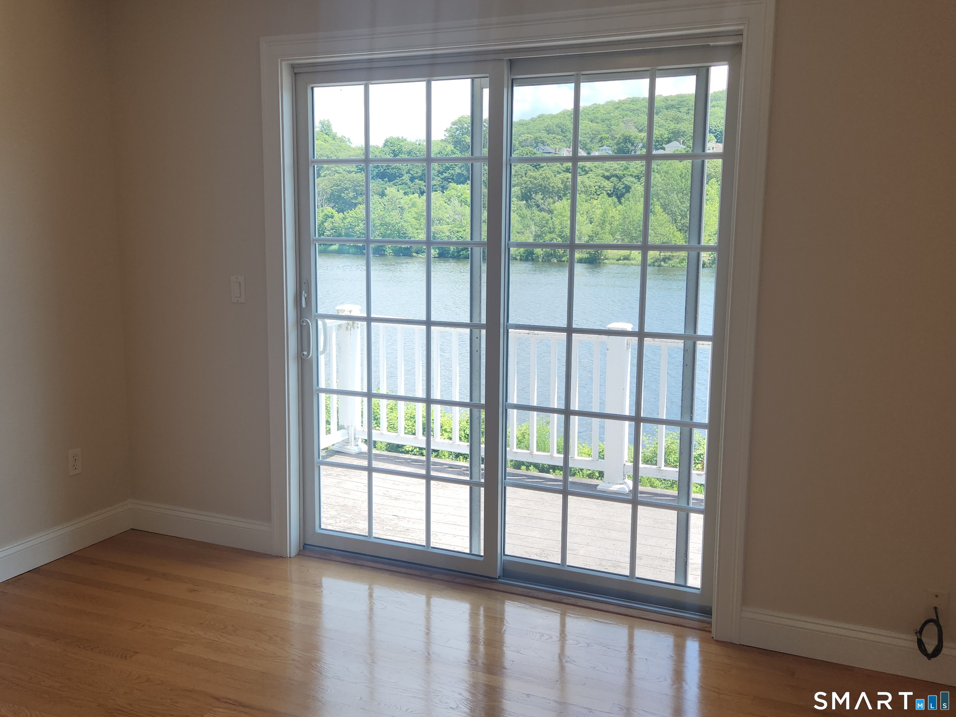 190 South Thames Street Norwich CT 06360