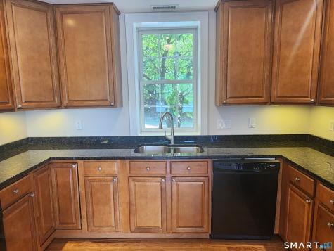 190 South Thames Street Norwich CT 06360