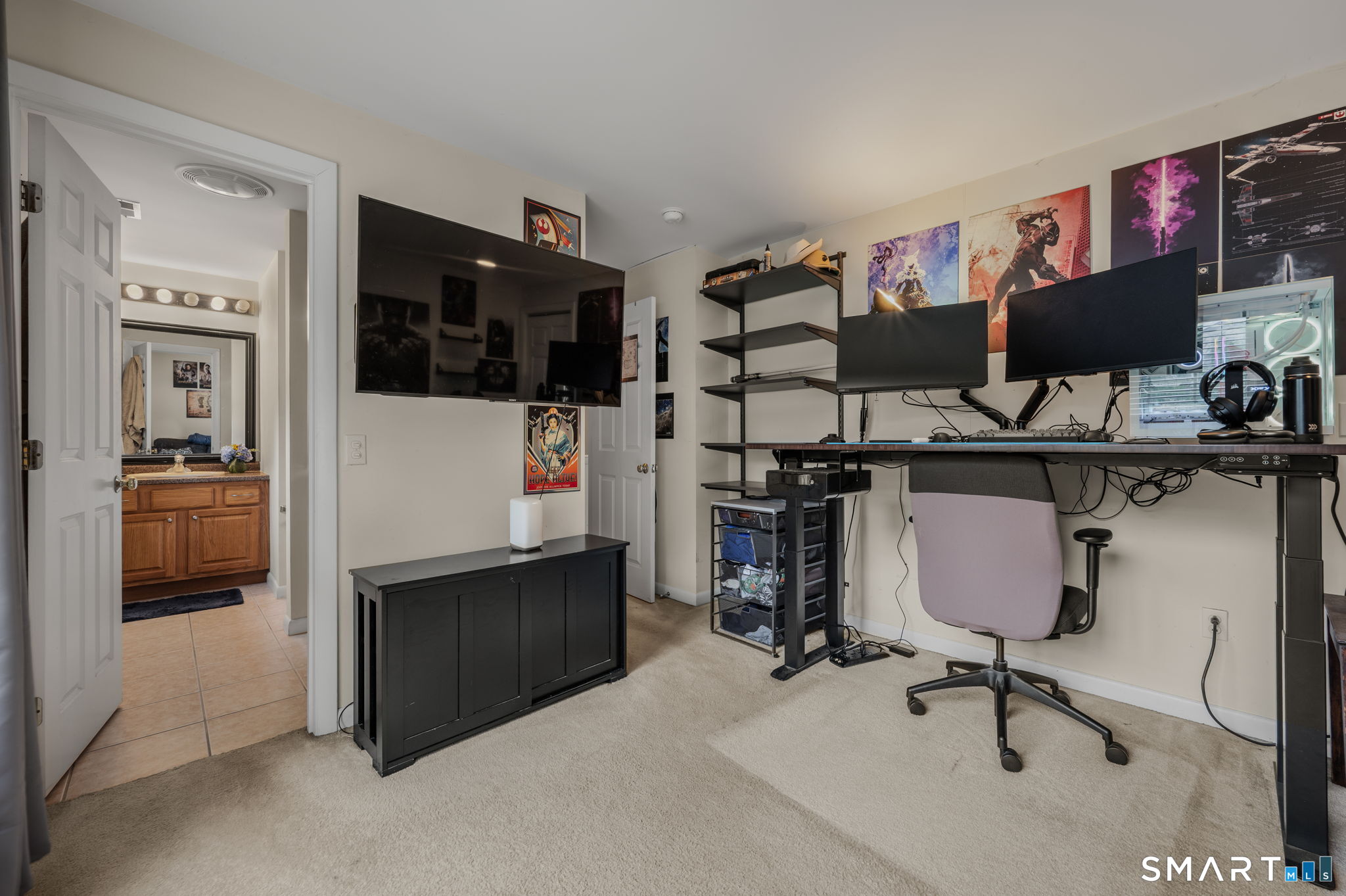 17 Parkwoods Drive Norwich CT 06360