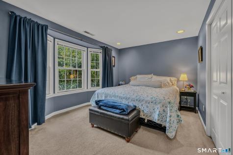 17 Parkwoods Drive Norwich CT 06360