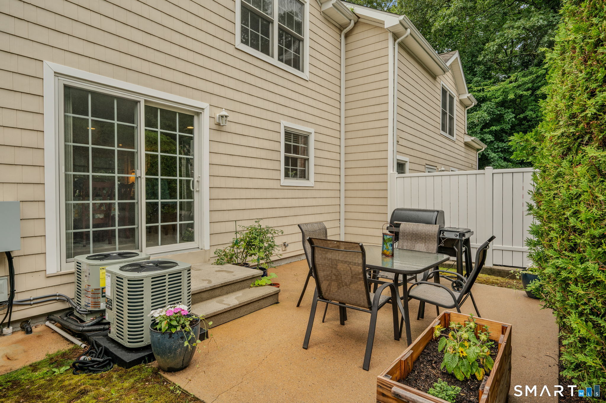 17 Parkwoods Drive Norwich CT 06360