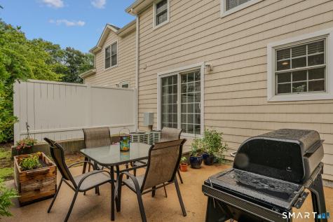 17 Parkwoods Drive Norwich CT 06360