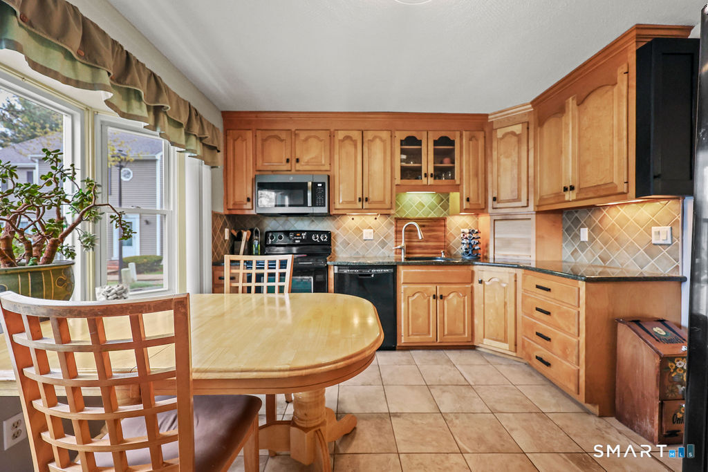 414 Georgetown Drive Glastonbury CT 06033